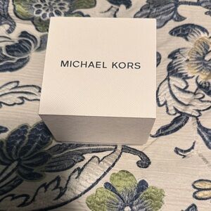 Michael Kors Cream Gift Box